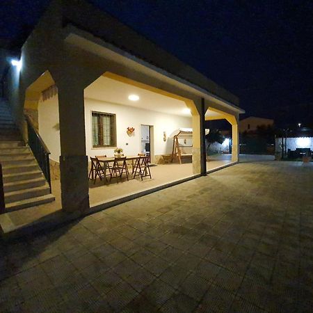 Villa La Sosta - 150M Dal Mare - Patio Privato E Areal Relax Arenella  Extérieur photo