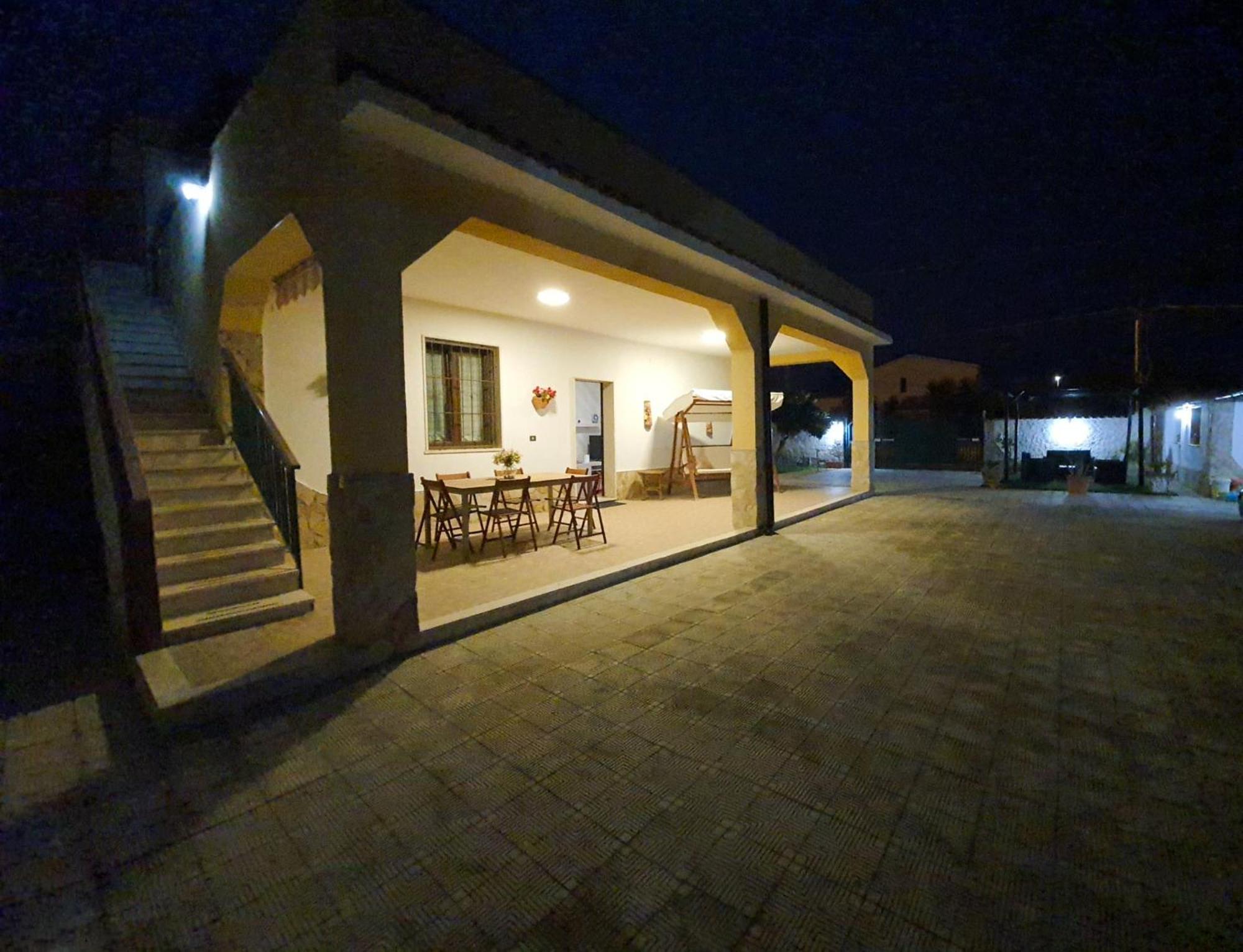 Villa La Sosta - 150M Dal Mare - Patio Privato E Areal Relax Arenella  Extérieur photo